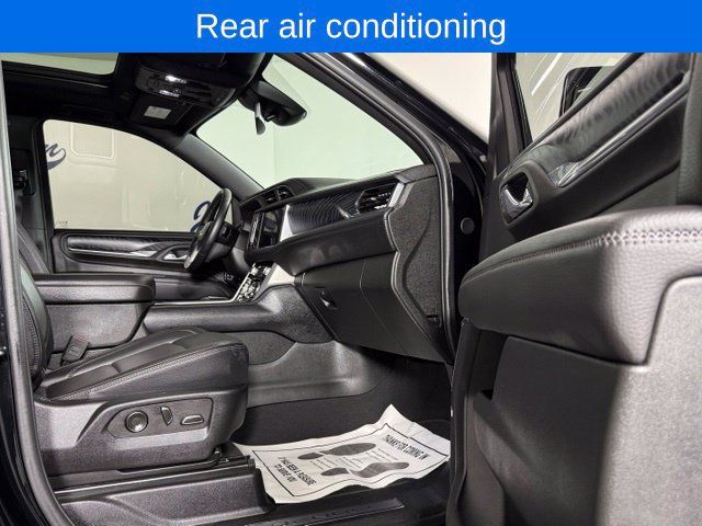 Used 2024 GMC Yukon Denali AWD/4WD image 17