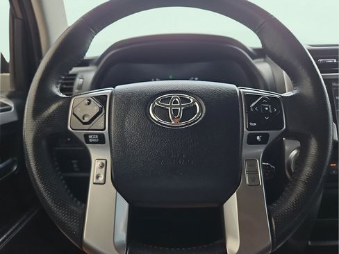 Used 2021 Toyota 4Runner SR5 Premium w/ Moonroof Package RWD image 19
