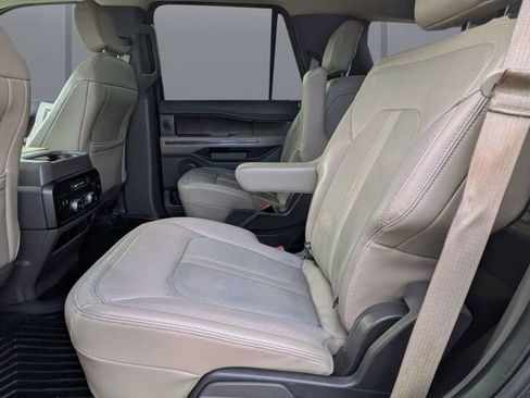 Used 2018 Ford Expedition Limited RWD image 14