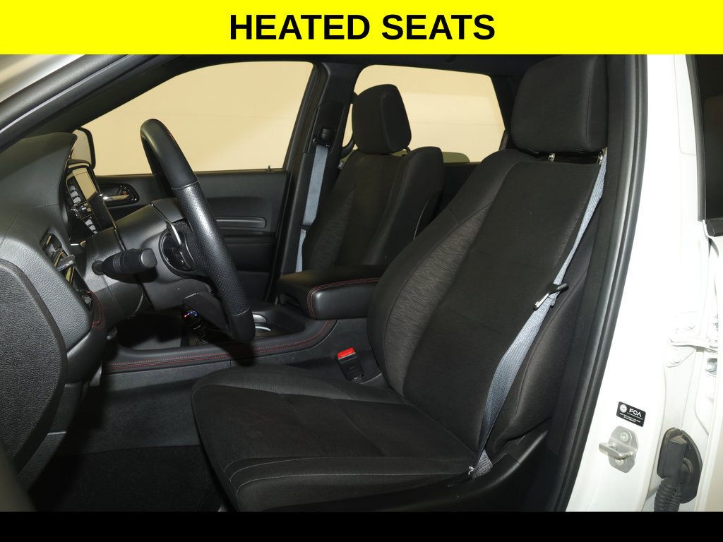 Used 2025 Dodge Durango GT AWD/4WD image 3