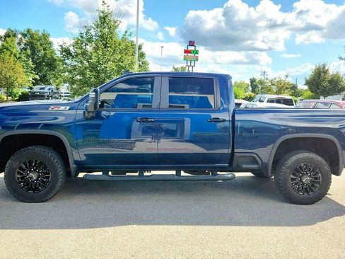 Used 2022 Chevrolet Silverado 2500 LT w/ Z71 Sport Edition AWD/4WD image 5