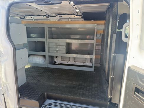 Used 2019 Ford Transit 250 130 Low Roof w/ Exterior Upgrade Package image 26
