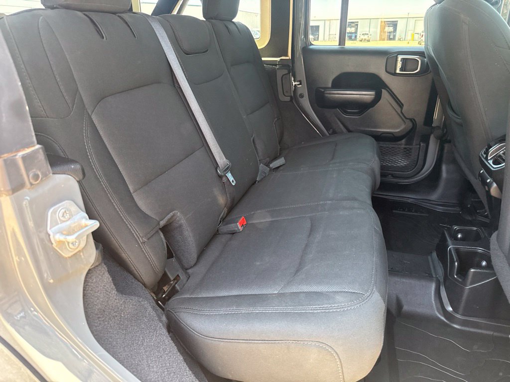Used 2021 Jeep Wrangler Unlimited Sport AWD/4WD image 36
