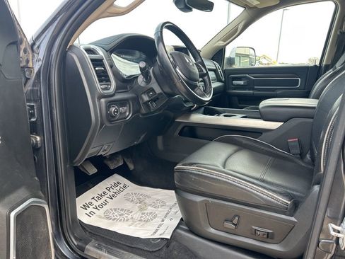 Used 2022 RAM 2500 Laramie w/ Chrome Appearance Group image 18