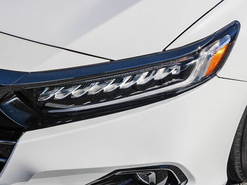 Used 2022 Honda Accord Sport image 5