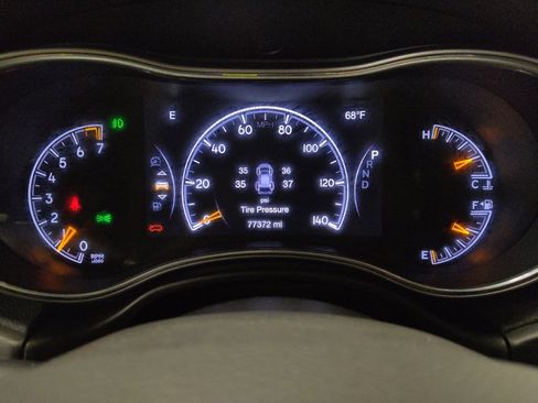 Used 2022 Jeep Grand Cherokee Laredo E image 23