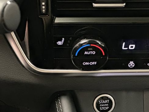 Certified 2023 Nissan Rogue Platinum AWD/4WD image 35