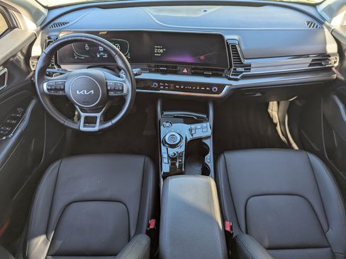 Used 2023 Kia Sportage EX image 12