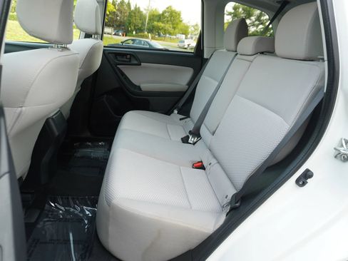 Used 2016 Subaru Forester 2.5i Premium AWD/4WD image 10