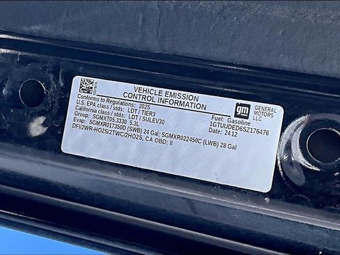 Used 2025 GMC Sierra 1500 SLT image 32