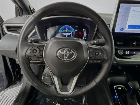 Used 2025 Toyota Corolla XSE image 18