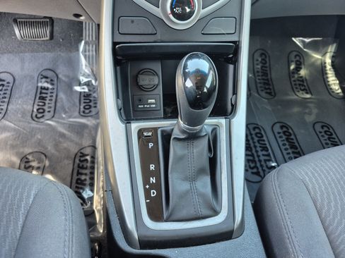 Used 2016 Hyundai Elantra SE FWD image 42