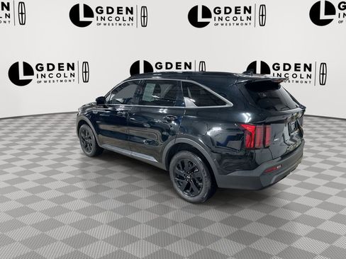 Used 2021 Kia Sorento S w/ Panoramic Sunroof Package AWD/4WD image 6