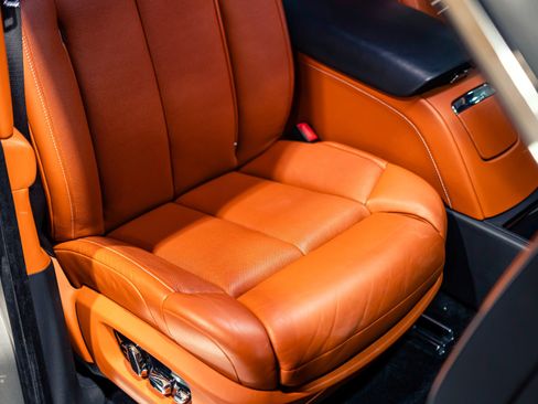 Used 2018 Rolls-Royce Phantom Sedan RWD image 17