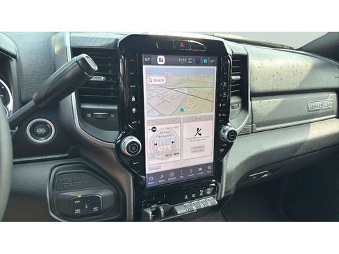 Used 2025 RAM 2500 Big Horn AWD/4WD image 18