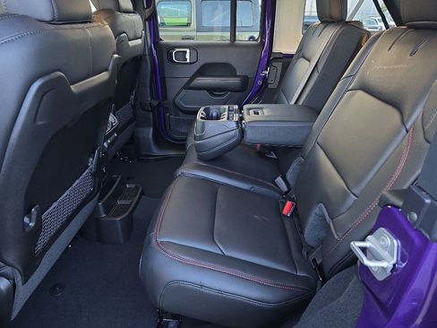 New 2026 Jeep Wrangler Unlimited Rubicon image 17