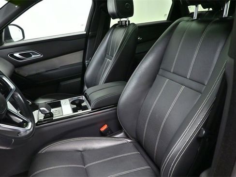 Used 2022 Land Rover Range Rover Velar R-Dynamic S image 16