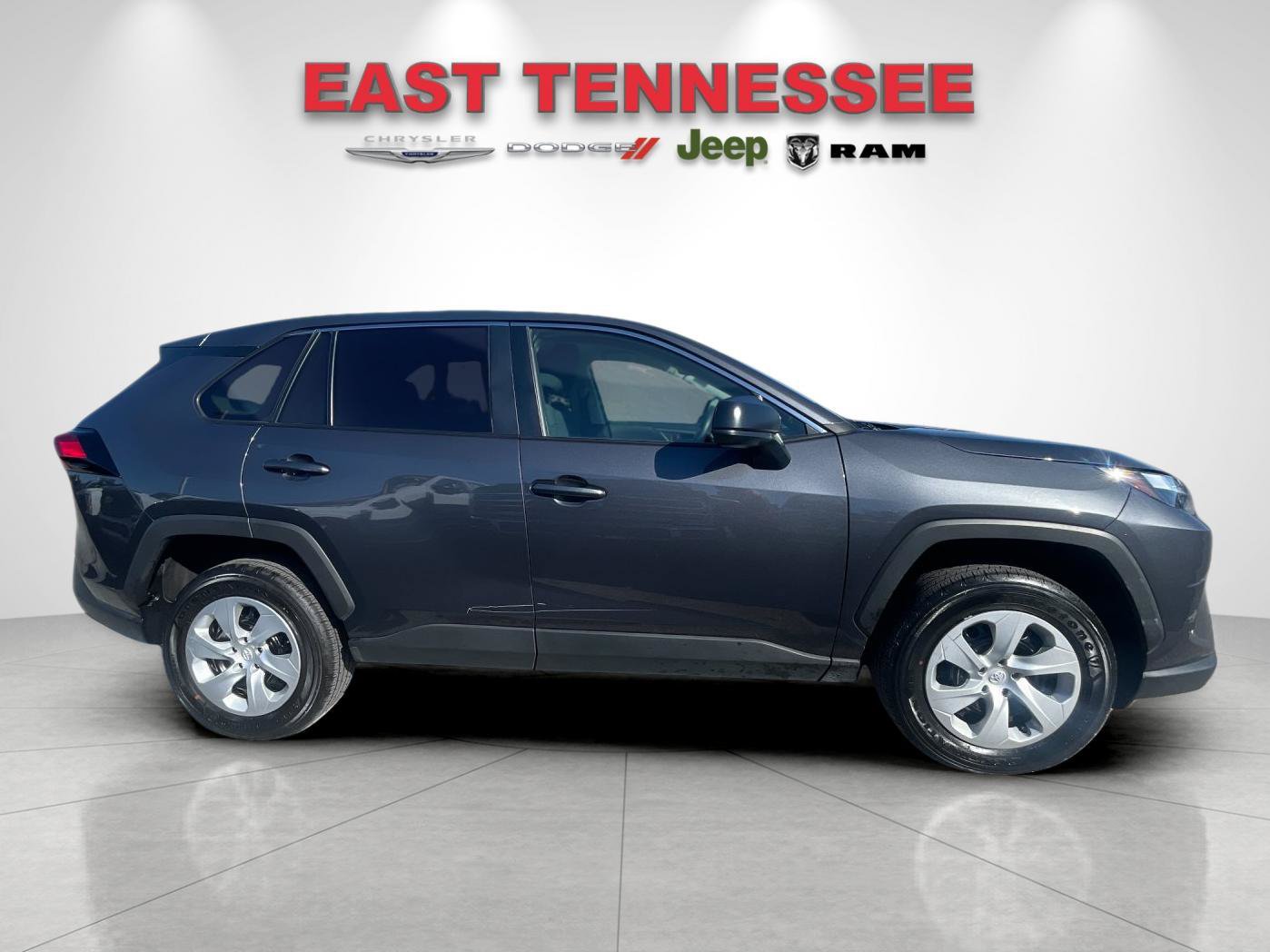 Used 2025 Toyota RAV4 LE AWD/4WD image 2