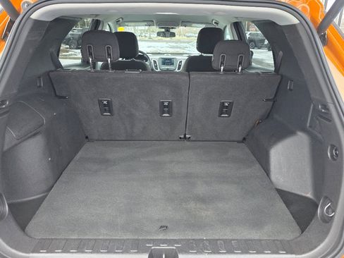 Certified 2019 Chevrolet Equinox LT image 4