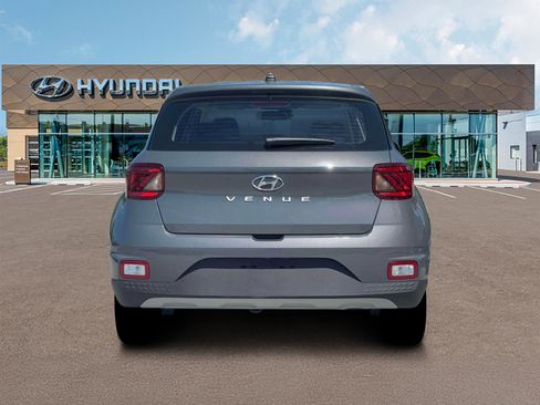 New 2026 Hyundai Venue SE FWD image 6