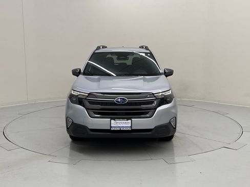 Used 2026 Subaru Forester Premium image 9