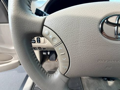 Used 2007 Toyota Sienna FWD image 13