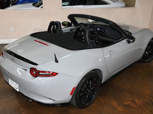 Used 2025 MAZDA MX-5 Miata Club w/ Brembo/BBS Recaro Package RWD image 79