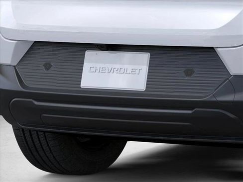 New 2026 Chevrolet Equinox EV LT image 14