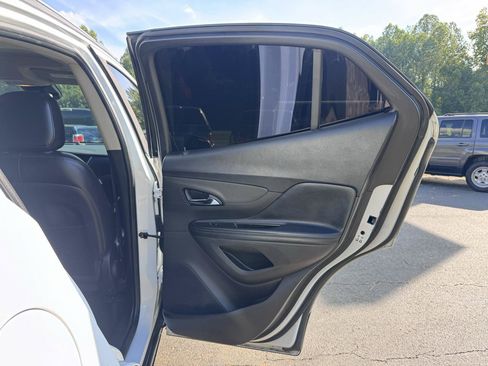 Used 2019 Buick Encore Essence AWD/4WD image 15