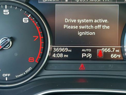 Used 2021 Audi A4 2.0T Premium w/ Convenience Package image 39