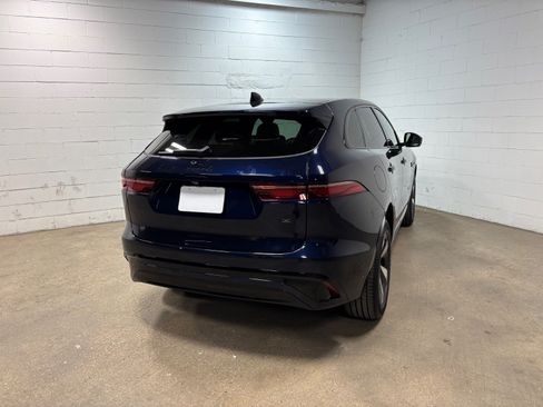 Used 2026 Jaguar F-PACE R-Dynamic S AWD/4WD image 7