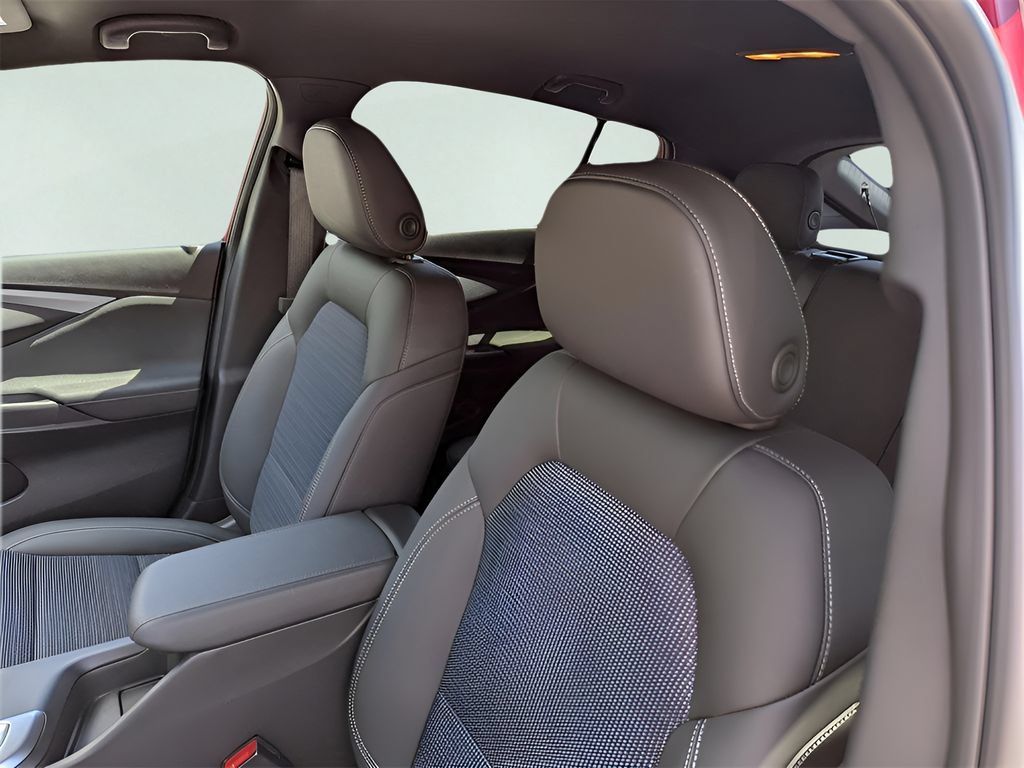 New 2026 Buick Envista Sport Touring w/ Convenience I Package FWD image 9