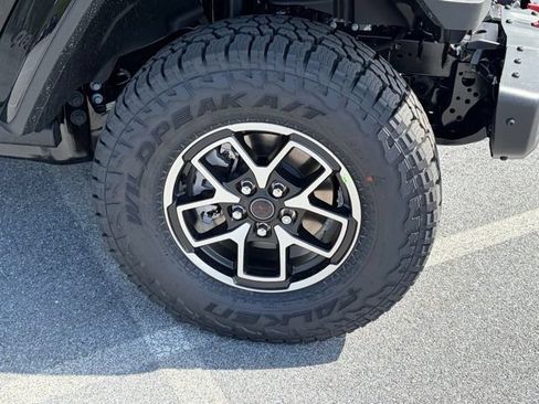 New 2026 Jeep Gladiator Rubicon AWD/4WD image 11