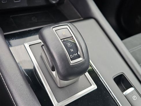 Used 2024 Mitsubishi Outlander SE AWD/4WD image 15