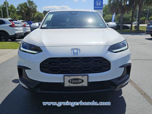 New 2026 Honda HR-V LX image 8