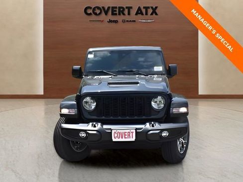 New 2025 Jeep Gladiator Sport image 8