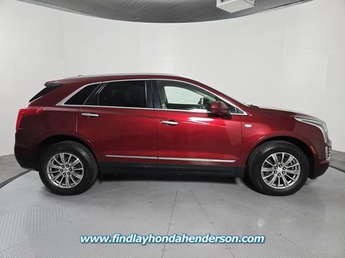 Used 2018 Cadillac XT5 Luxury w/ Driver Awareness Package FWD image 7