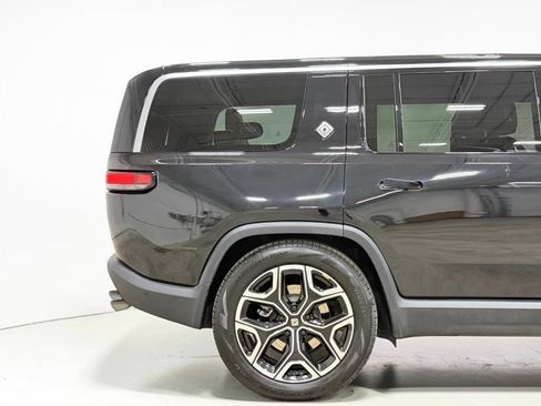 Used 2024 Rivian R1S Adventure Dual AWD/4WD image 14
