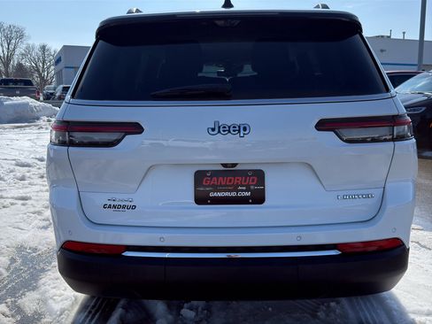 Used 2023 Jeep Grand Cherokee L Limited w/ Luxury Tech Group II image 9