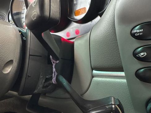 Used 2004 Porsche 911 Carrera image 50