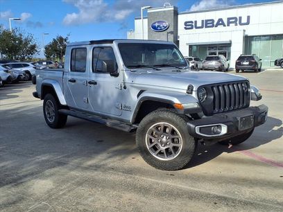 Used 2022 Jeep Gladiator Overland w/ Popular Equipment Package