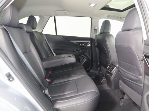 Used 2025 Subaru Outback Touring XT image 14