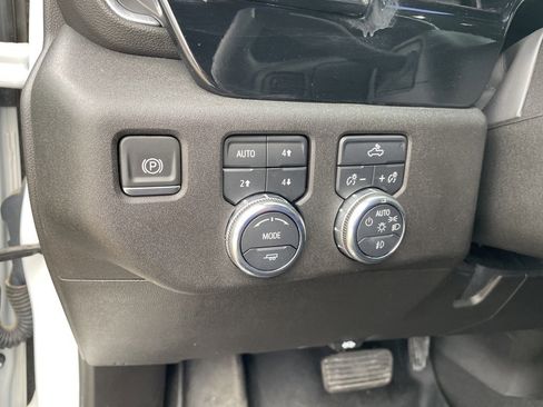 Used 2024 GMC Sierra 1500 Elevation w/ X31 Off-Road Package image 19