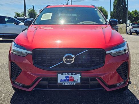 Used 2023 Volvo XC60 B5 Plus AWD/4WD image 8