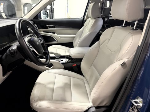 Used 2023 Kia Telluride S w/ S Sunroof Package AWD/4WD image 13