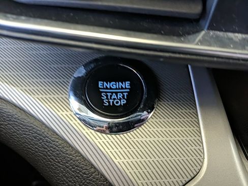 Used 2023 Ford Explorer XLT w/ Equipment Group 202A image 27