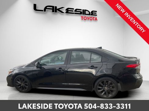 Used 2023 Toyota Corolla SE image 4