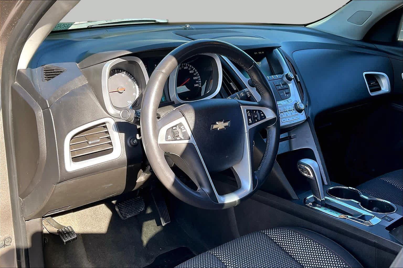 Used 2012 Chevrolet Equinox LT w/ Driver Convenience Package FWD image 17