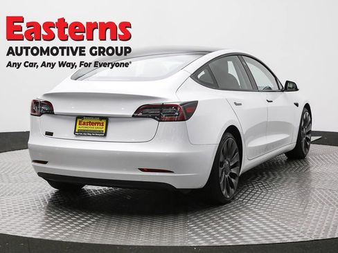 Used 2022 Tesla Model 3 Performance image 5