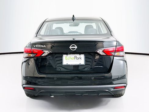 Used 2025 Nissan Versa SV FWD image 7